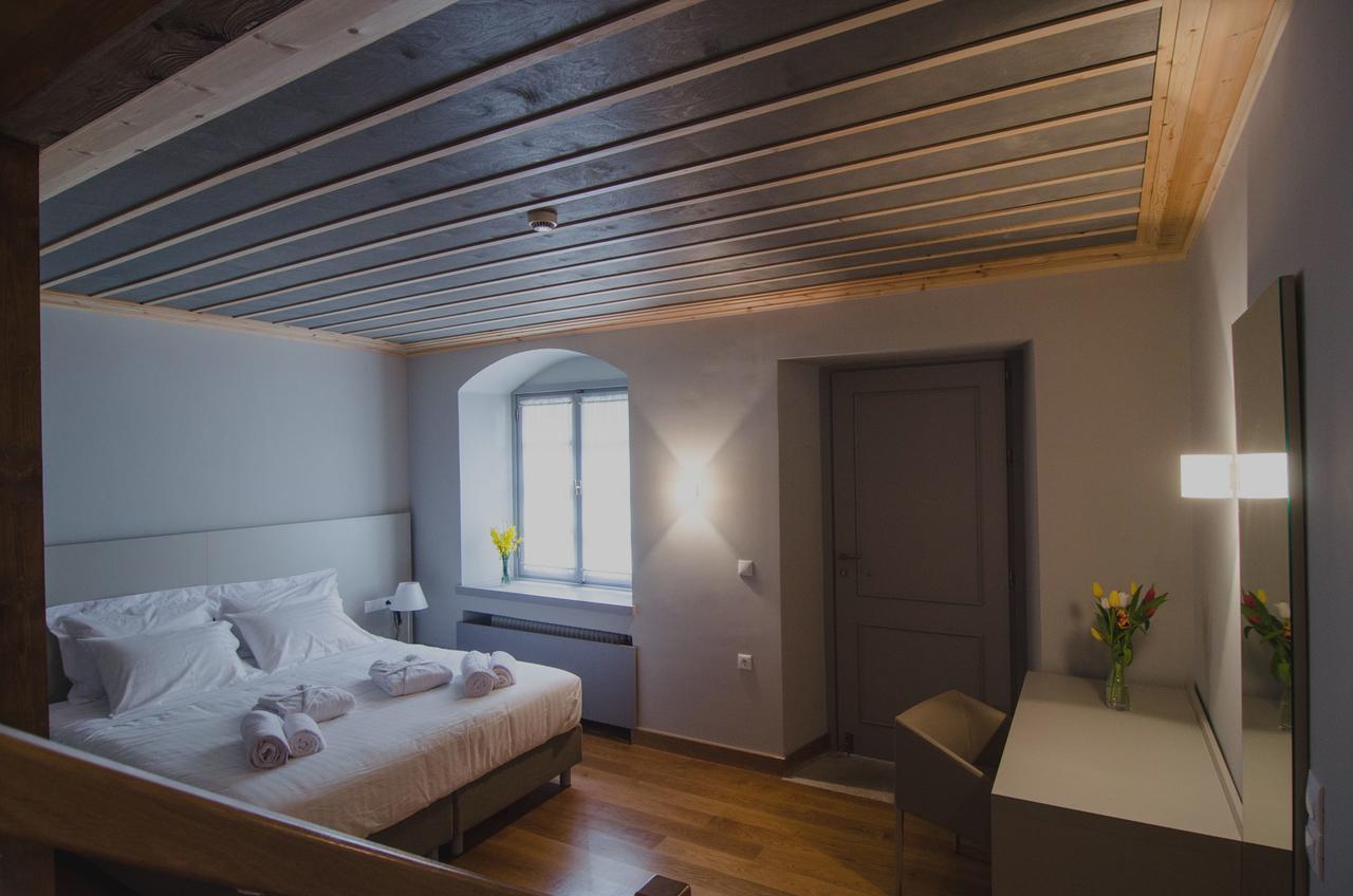 Hotel Archontiko Anyfanti Zátouna Quarto foto
